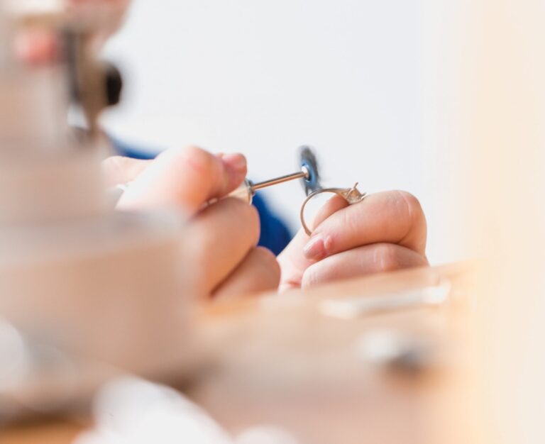 Jewelry Repair-Service Joyeria Minor